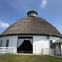 9/26/2017에 Fadra N.님이 Historic Round Barn &amp;amp; Farm Market에서 찍은 사진