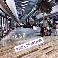 2/21/2018 tarihinde Zeynep E.ziyaretçi tarafından Mall of Antalya'de çekilen fotoğraf