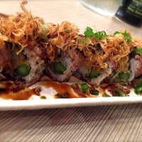Foto tirada no(a) What The Fish Sushi por What The Fish Sushi em 2/2/2016