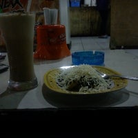 Review Pujasera Pojok Raos