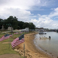 Photo taken at Sneaky Pete&amp;#39;s by Chris L. on 7/30/2022