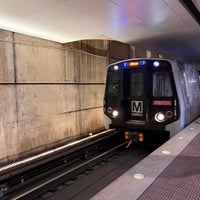 Photo taken at L&amp;#39;Enfant Plaza Metro Station by Erik G. on 7/23/2023