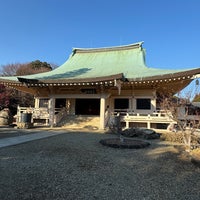 Photo taken at Gotokuji Temple by ウッシー on 1/31/2024