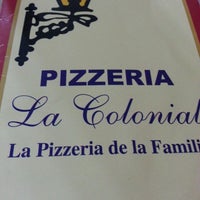 Photo taken at Pizzeria La colonial by luismi d. on 1/28/2014