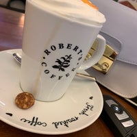 Photo taken at Robert&amp;#39;s Coffee by ℰ𝓁ℯ𝓃𝒶 on 9/16/2019