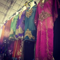 Photo taken at Pasar Malam At Tampines by kissaguramii on 12/29/2012