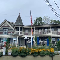 Foto scattata a Crowne Pointe Historic Inn &amp;amp; Spa da Kevin V. il 8/29/2021