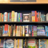 1/14/2023 tarihinde Kevin V.ziyaretçi tarafından Gibson&amp;#39;s Bookstore'de çekilen fotoğraf