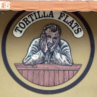 รูปภาพถ่ายที่ Tortilla Flats โดย Kevin V. เมื่อ 5/26/2013