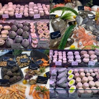 Photo taken at Marché Couvert Saint-Martin by Andrey P. on 2/13/2020