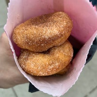Photo taken at Little Lucy&#39;s Mini Donuts by Andrius B. on 3/11/2019