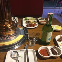 Photo taken at Mapogalbi Korean BBQ | Bangkapi by Taparij s. on 11/29/2016