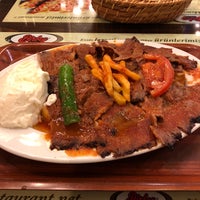 Das Foto wurde bei Birbey Restaurant von Ahmet G. am 3/23/2018 aufgenommen