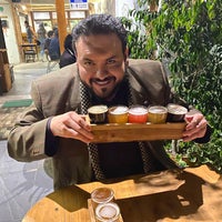 Foto tirada no(a) Santa Rosa Cerveza Artesanal por G. Gabriel R. em 9/20/2020