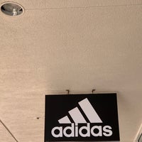 Adidas Outlet Store - artículos deportivos