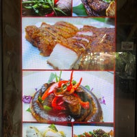Photo taken at Tong&amp;#39;s Thai Restaurant by Elizabeth E. on 5/30/2022