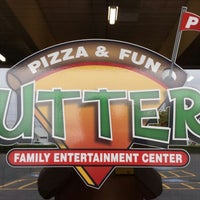 Photo taken at Putters Pizza by Thomas P. on 9/18/2014