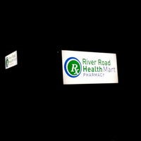 Photo taken at River Road Health Mart Pharmacy by Thomas P. on 1/1/2015