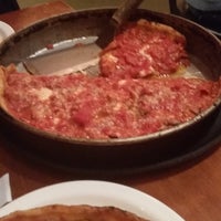 Photo taken at Lou Malnati&amp;#39;s Pizzeria by Lilith A. on 11/24/2014