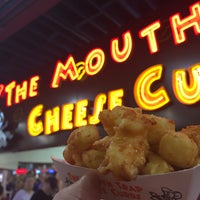 Photo taken at Mouth Trap Cheese Curds by grow_be on 9/1/2017