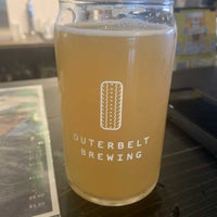 รูปภาพถ่ายที่ Outerbelt Brewing โดย Lisa W. เมื่อ 7/26/2022