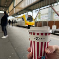 Photo taken at Stuttgart Hauptbahnhof by Kevinkks on 4/20/2024