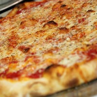 Das Foto wurde bei Joe’s New York Pizza von Joe’s New York Pizza am 2/8/2016 aufgenommen