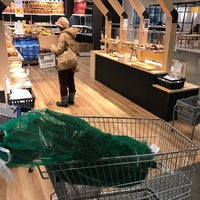 Photo taken at Swedish Food Market by 1048 on 12/1/2016