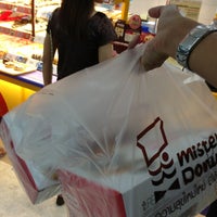 Photo taken at Mister Donut by Siwakorn P. on 12/22/2012