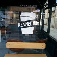 รูปภาพถ่ายที่ Kennedys Coffee &amp;amp; Sandwiches โดย Drinkworks C. เมื่อ 11/5/2014