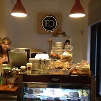Das Foto wurde bei Espresso Capitale Coffee Shop von Fer M. am 7/27/2013 aufgenommen