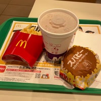 Photo taken at McDonald&amp;#39;s by Atsuki I. on 7/5/2022