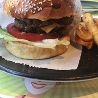 8/13/2020 tarihinde CENK K.ziyaretçi tarafından Mengoli Burgers Steak Fries'de çekilen fotoğraf