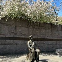 Photo taken at Franklin Delano Roosevelt Memorial by Sven on 4/3/2023