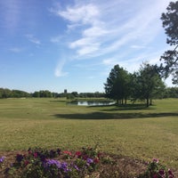 Photo taken at Audubon Park Golf Course by Sven on 4/9/2016