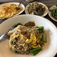 Photo taken at Khunthai Authentic Thai Restaurant by Mas Hashim  on 12/22/2019