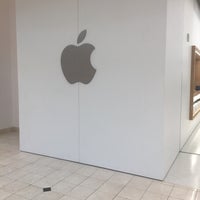 Photo taken at Apple Montgomery Mall by Don I. on 2/26/2018