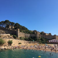 Photo taken at Tossa de Mar by D&amp;#39;hoker N. on 7/3/2017