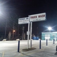 Photo taken at Blue Beacon Truck Wash of Atlanta West GA by Terron S. on 2/7/2013