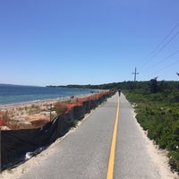 Photo taken at Shining Sea Bike Path by Polis on 6/18/2016