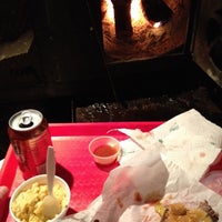 Photo taken at Mack&amp;#39;s Bar B Que &amp;amp; Catering - Food Truck by Aaron T. on 12/22/2012
