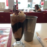 Photo taken at Ruby&amp;#39;s Diner by Dom A. on 11/6/2020