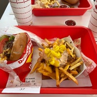 Photo taken at In-N-Out Burger by Dom A. on 8/8/2023
