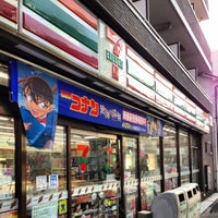 Photo taken at 7-Eleven by ぽこにゃん on 3/22/2013