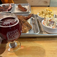 Photo taken at Urban Roots Brewing &amp;amp; Smokehouse by Cesar C. on 11/19/2023