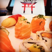 Foto diambil di Seiiki Temakeria &amp; Sushi Bar oleh Itta V. pada 6/5/2013