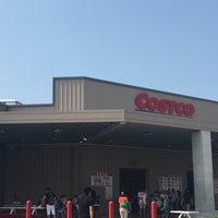 Photo taken at Costco by 漆なな on 8/19/2016