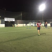 Photo taken at Chatsworth Arena Soccer League by Eng 7Mod 95🇺🇸 💍 on 4/24/2016