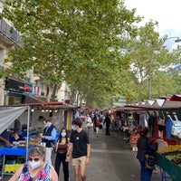 Photo taken at Marché Daumesnil by Michael K. on 7/29/2021