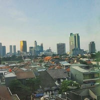 Photo taken at Hotel Maharani Jakarta by eriko u. on 6/8/2016